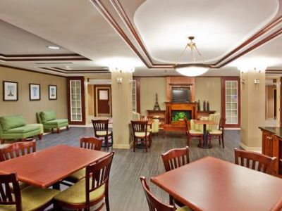 Holiday Inn Express & Suites Macon - I-475 By Ihg Exterior foto
